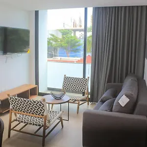 Luxury 1 Block To 5th Avenue Apartamento